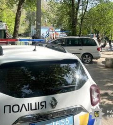 У Кременчуці на дитячому майданчику пролунав постріл зі стартового пістолета