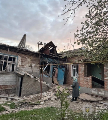Зранку ворог атакував Білопілля КАБами: поранено 81-річну жінку