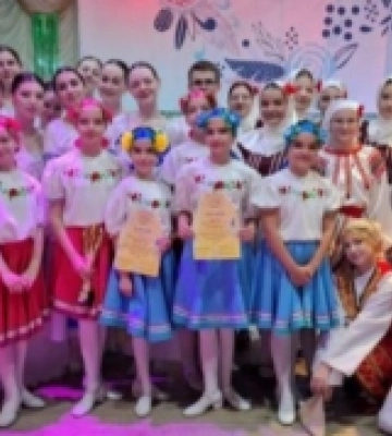 Ренійський ансамбль із тріумфом повертається з фестивалю у Яремче