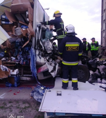 Поблизу Кропивницького ДТП за участю вантажівок: є загиблий