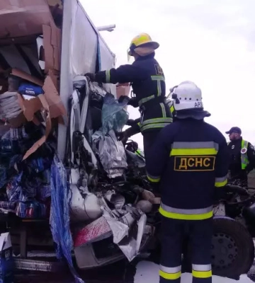 Поблизу Кропивницького ДТП за участю вантажівок: є загиблий