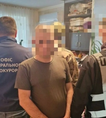 На Закарпатті злочинна група за участю прикордонників переправила ухилянтів на 420 тисяч доларів США