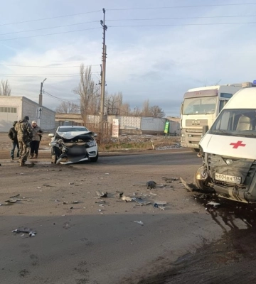 В Мелитополе пьяные российские военные протаранили автомобиль скорой помощи — больница заплатит миллион (скрин)