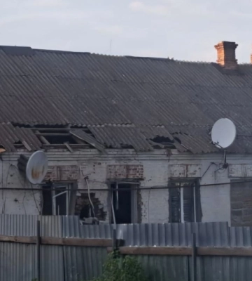 Ворог вдарив по підприємству у Синельниківському районі: є постраждалий