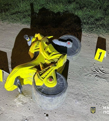 На Хмельниччині маленький хлопчик на дитячому велосипеді потрапив під легковик