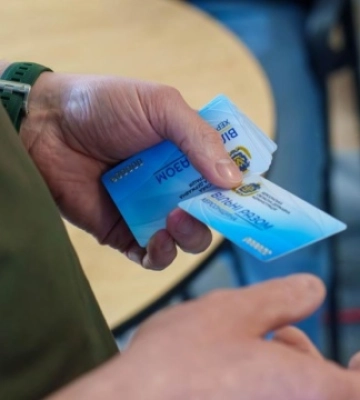 Для переселенців із Херсонщини запускають «Картку херсонця»