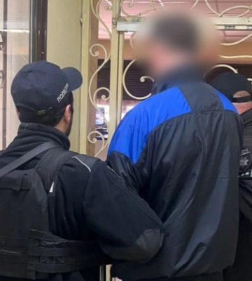 В Одесской области мужчина ножом и вилкой убил товарища и попал в ДТП, пытаясь убежать