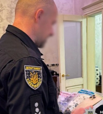 Лікарі ВЛК "продавали" статус ВІЛ-позитивних ухилянтам