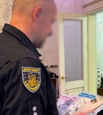 Лікарі ВЛК "продавали" статус ВІЛ-позитивних ухилянтам