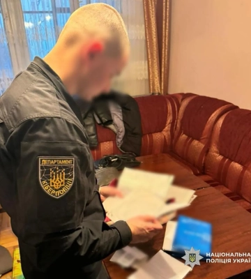 Обещал выезд за границу и работу в оборонке: во Львовской области разоблачили мошенника, заработавшего почти 400 тыс. грн