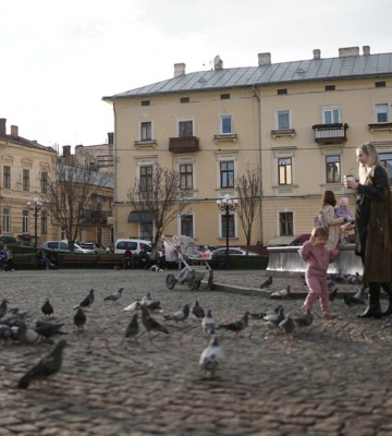 У Чернівцях змінять напрямок руху вулицею Бетховена біля площі Філармонії