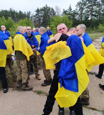 Во время обмена пленными на Родину вернулись 18 защитников из Днепропетровщины
