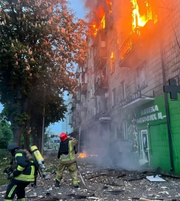 Внаслідок нічної атаки на Київ постраждали щонайменше 6 людей, 4 з яких діти.