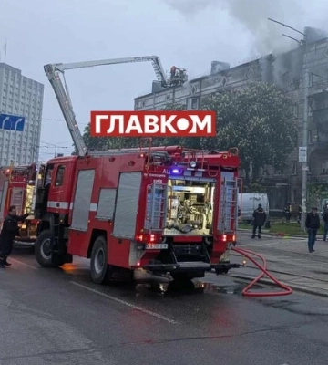 Масований удар по столиці. Рятувальна операція у Шевченківському районі (фоторепортаж)