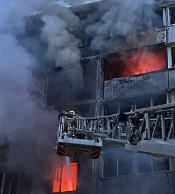 Ворог атакував Київ балістичною ракетою та 28 &quot;Шахедами&quot;, - КМВА. ФОТОрепортаж
