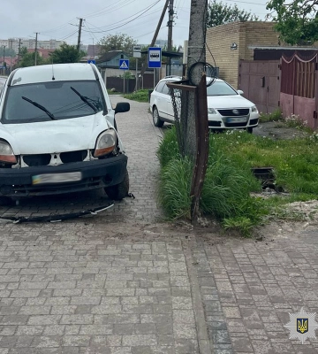 У Львові на тротуарі 19-річний водій наїхав на перехожу
