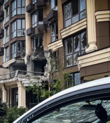 «Зміцнення санкцій можуть дати дорогу дипломатії». Зеленський відреагував на обстріли РФ