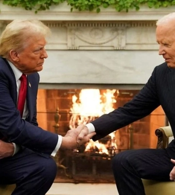 Байден назвав Трампа дурнем за потурання Кремлю