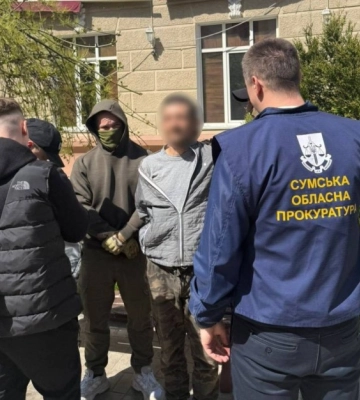 У Сумах затримали агента рф, який перевдягався в піксельну форму та збирав дані про ЗСУ