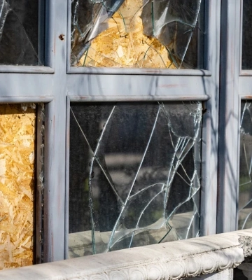 Росіяни за добу обстріляли 35 населених пунктів Херсонщини: є поранені та загиблі