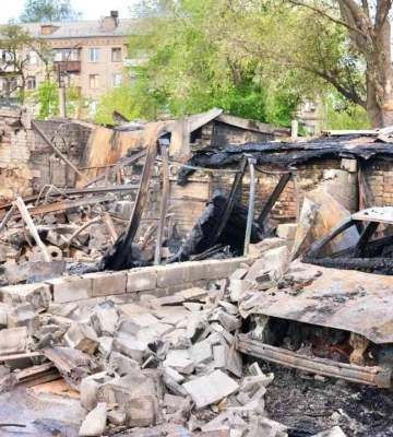 Часткове знеструмлення та люди під завалами: усе про атаку на Запоріжжя 13 дронами