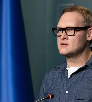 САП и НАБУ завершили следствие в отношении экс-замглавы ОПУ Смирнова: миллионные активы и взятка в $100 тысяч
