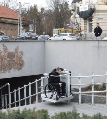 У Львові пошкодили підйомну конструкцію на площі Митній вартістю ₴1,5 млн