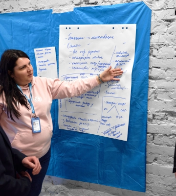 «Голоси дітей та освітян»: в Запоріжжі обговорили труднощі та досягнення в освіті в умовах війни