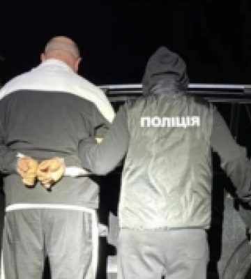 У Сторожниці на Ужгородщині затримали іноземця, який переправляв військовозобов’язаних через кордон