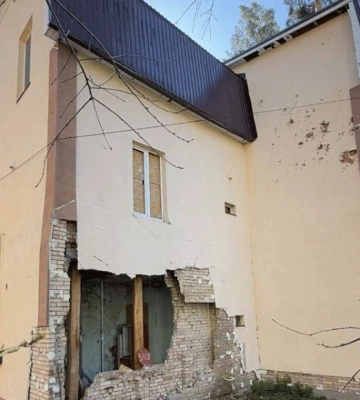 Росіяни атакували дронами-камікадзе Київську область: четверо поранених, серед них — підліток