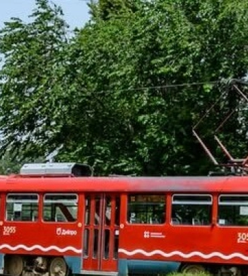 Деякі трамваї закінчать роботу пізніше: у Дніпрі попередили пасажирів