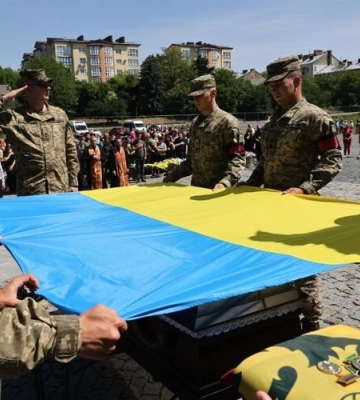 Завтра Львів попрощається з воїнами Русланом Чікелем та Олегом Вольским