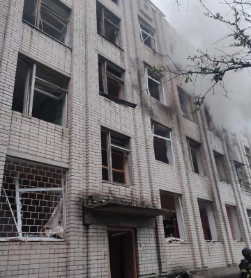 росіяни обстріляли Уманщину: пошкоджений навчальний заклад, поранений чоловік (ФОТО)