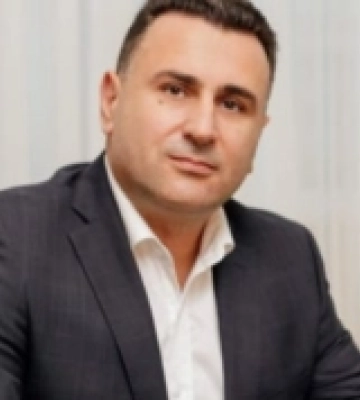 Понад 3 мільйони гривень, 60 гектарів землі й дорога техніка: чим розжився бізнесмен та депутат з Рожища Сергій Котюк
