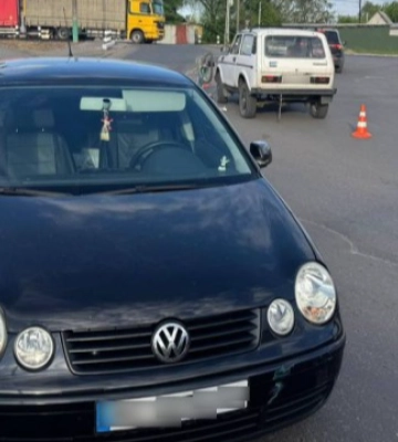 На Волині автомобіль збив велосипедиста: 63-річного чоловіка госпіталізували