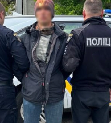 У Чернігові чоловік з ножем погрожував розправою представникам ТЦК