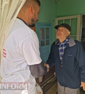 На Одещині благодійний фонд відвідав ветеранів Другої світової війни