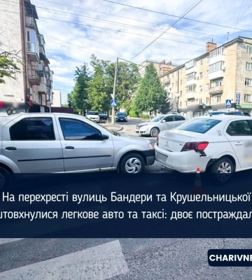 На перехресті вулиць Бандери та Крушельницької зіштовхнулися легкове авто та таксі: двоє постраждалих
