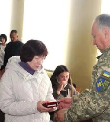 Уродженець Удмуртії загинув за Україну: на Полтавщині вручили його орден Уродженець Удмуртії загинув за Україну: на Полтавщині вручили його орден