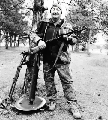 На Миколаївщині провели в останню путь військовослужбовця з Херсонщини Михайла Радіонова
