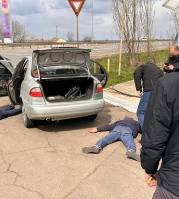 Затримано 13 організаторів схем для ухилянтів