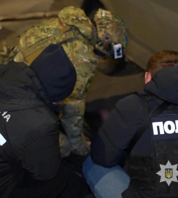 В Одеській області жінка зарубала чоловіка сокирою
