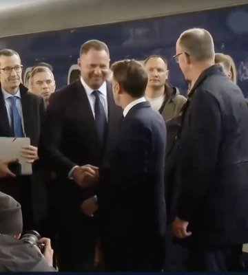 &quot;В пути в Киев&quot;: Макрон и Мерц объявили о поездке в Украину на встречу &quot;Коалиции желающих&quot; вместе с союзниками. ФОТО