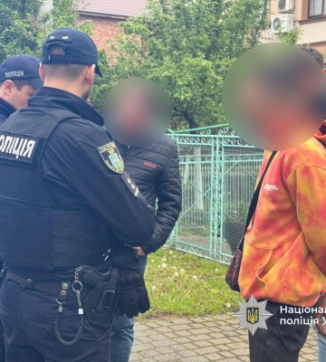 В Івано-Франківську чоловіка під час дорожнього конфлікту побили битою - підозрюваних затримано
