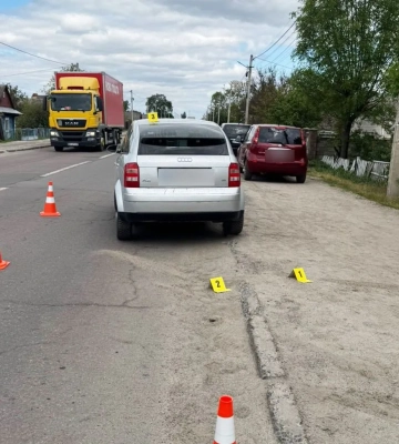 Наехал на полицейского, который проверял документы: в Ровенской области мужчине сообщили о подозрении