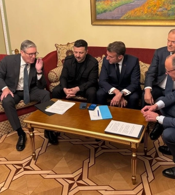 Президент Франции и другие члены &quot;коалиции желающих&quot; прибыли в Киев