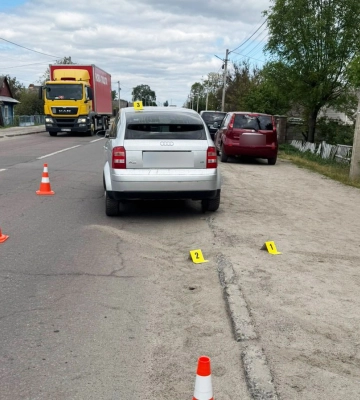 Житель Сарненщини наїхав на поліцейського, який перевіряв документи