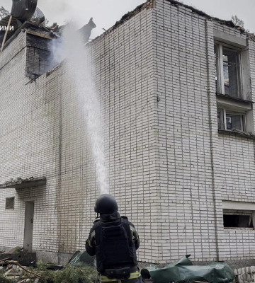 На Конотопщині рятувальники ліквідовували наслідки атаки ворожих безпілотників