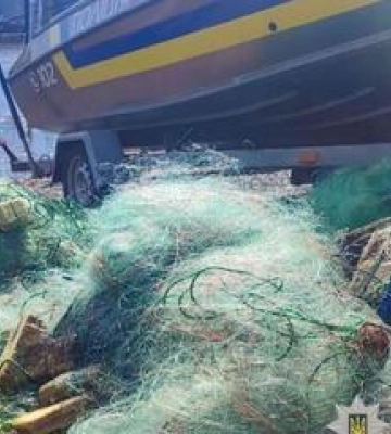 На Полтавщині правоохоронці вилучили понад кілометр браконьєрських сіток
