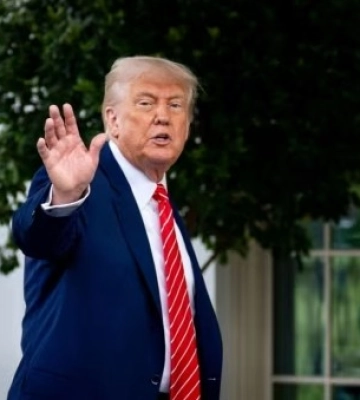 Трамп вимагає від України їхати на перемовини з РФ у Стамбул